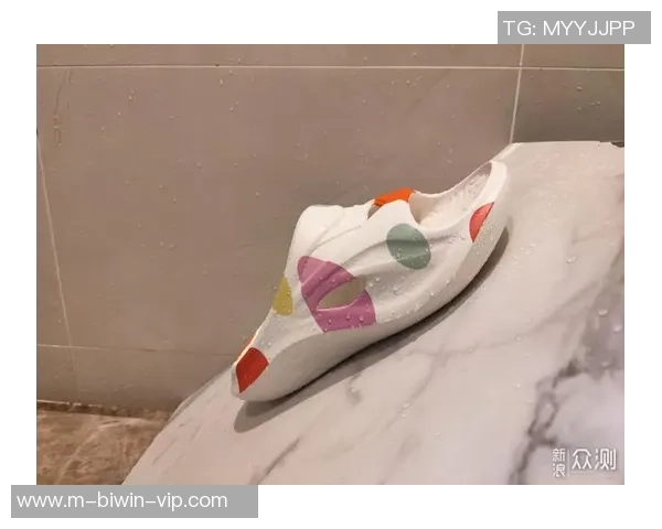 足球衣的面料选择与性能分析探讨如何提升运动表现与舒适度